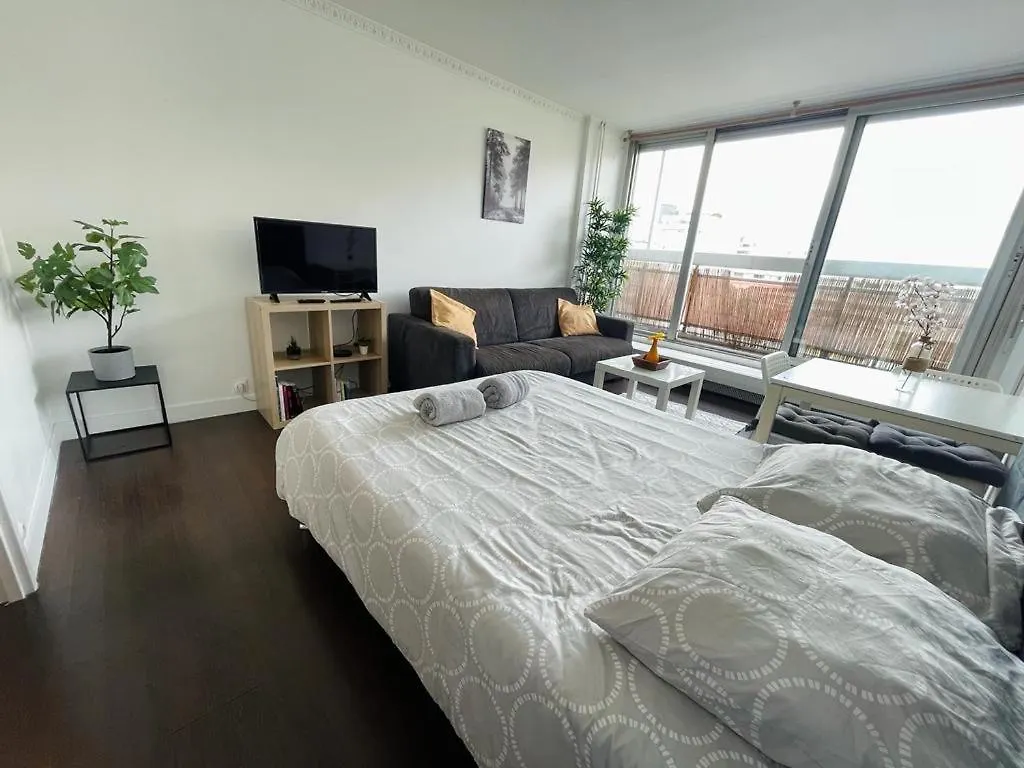 Tour Eiffel 135 Alesia Paris Apartment 0*,